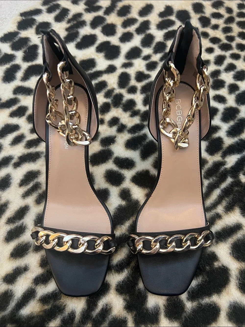 BCBGeneration isinna chain